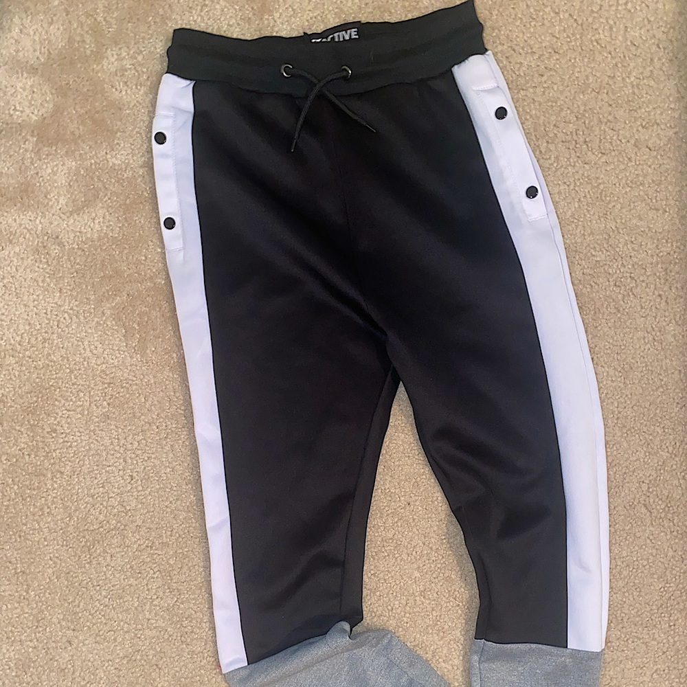 ACTIVE sweat/jogger pants. Size 10-11 children’s, fits like an XS